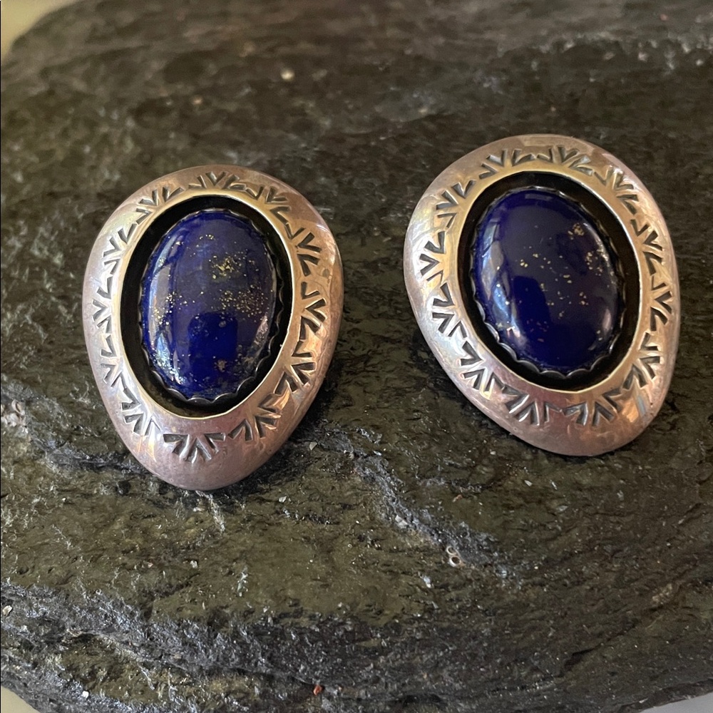 Native American Vintage Lapis Clip Earrings - Picture 6 of 12